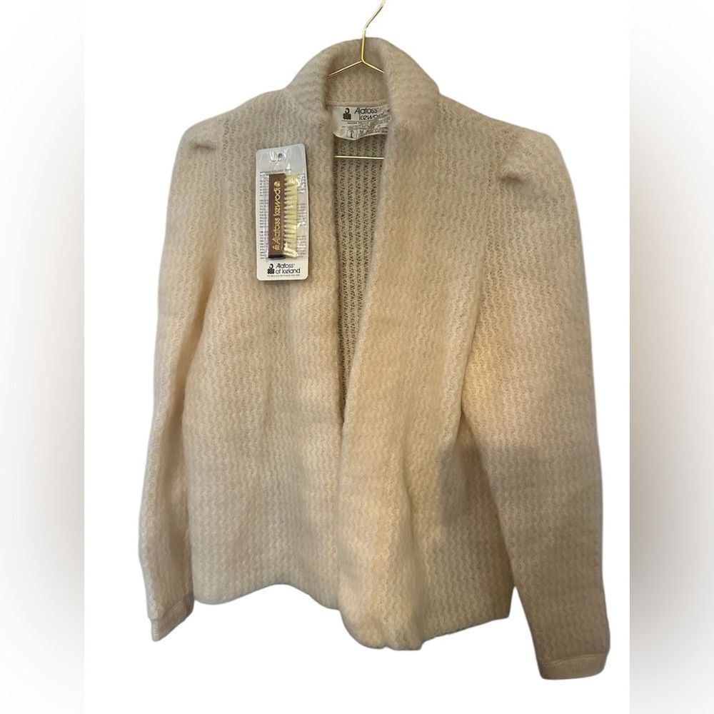 Alafoss | Vintage 90s Icewool Iceland Cream Mohair Puff-Sleeve Cardigan NWT | L